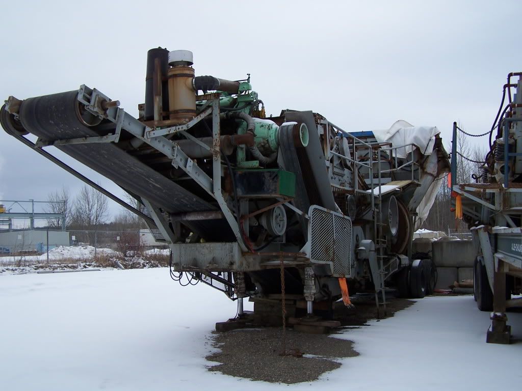Cedar Rapids Roll Jaw Crusher. Photo by ang7878 Photobucket